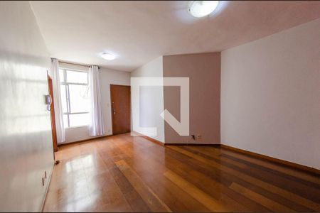 Apartamento à venda com 74m², 3 quartos e 1 vagaSala