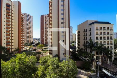 Vista da Sala de apartamento à venda com 4 quartos, 226m² em Vila Suzana, São Paulo