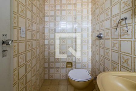 Banheiro da Suíte de apartamento à venda com 1 quarto, 60m² em Azenha, Porto Alegre