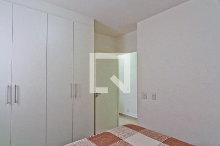 Quarto 1 de apartamento para alugar com 2 quartos, 45m² em Jardim Iris, São Paulo