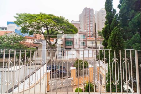 Casa à venda com 400m², 3 quartos e 6 vagas Casa à venda com 400m², 3 quartos e 6 vagasVaranda do Quarto 3