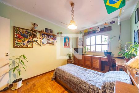 Casa à venda com 400m², 3 quartos e 6 vagas Casa à venda com 400m², 3 quartos e 6 vagasQuarto 2