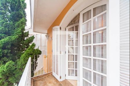 Casa à venda com 400m², 3 quartos e 6 vagas Casa à venda com 400m², 3 quartos e 6 vagasVaranda do Quarto 3