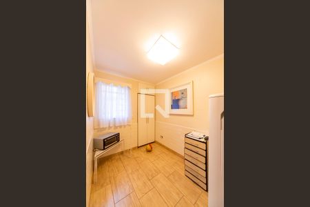 Casa à venda com 400m², 3 quartos e 6 vagas Casa à venda com 400m², 3 quartos e 6 vagasQuarto de Serviço