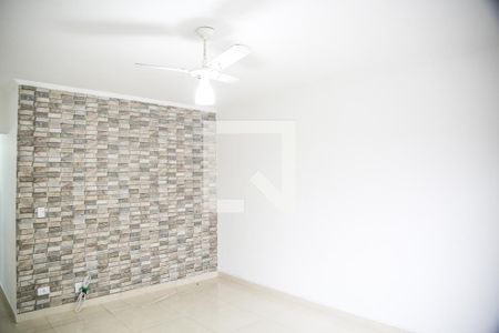 Sala de apartamento para alugar com 2 quartos, 90m² em Caiçara, Praia Grande