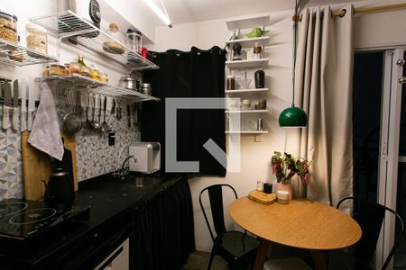 Cozinha de kitnet/studio para alugar com 1 quarto, 29m² em Brás, São Paulo