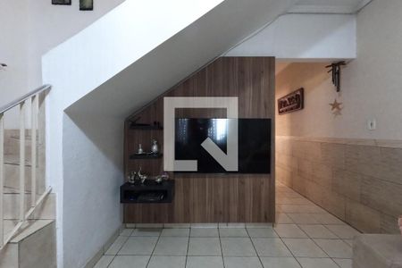 Sala de casa à venda com 4 quartos, 135m² em Vila Adelaide Perella, Guarulhos