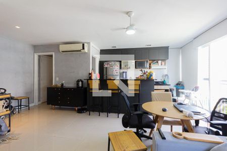 Apartamento à venda com 65m², 1 quarto e 1 vagaSala