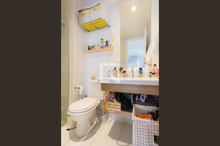 Banheiro Social de apartamento para alugar com 1 quarto, 65m² em Barra da Tijuca, Rio de Janeiro
