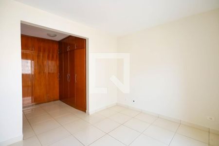 Suíte de apartamento para alugar com 3 quartos, 115m² em Setor Bueno, Goiânia