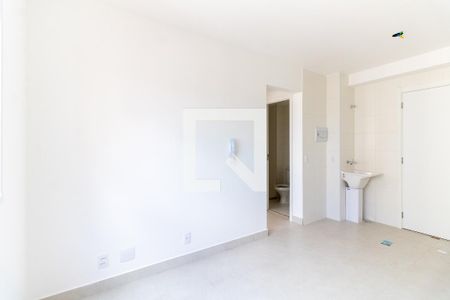 Sala de apartamento para alugar com 2 quartos, 35m² em Parque Fongaro, São Paulo