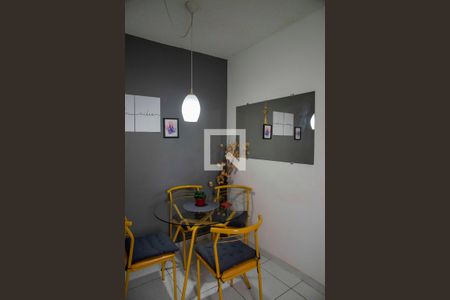 Sala de apartamento para alugar com 2 quartos, 66m² em Jardim Alvorada, Nova Iguaçu