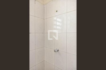 Banheiro de kitnet/studio para alugar com 1 quarto, 43m² em Consolação, São Paulo