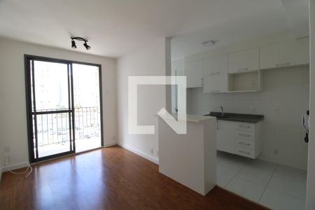 Sala de apartamento para alugar com 2 quartos, 44m² em Usina Piratininga, São Paulo