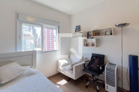 Quarto de apartamento à venda com 2 quartos, 63m² em Pinheiros, São Paulo