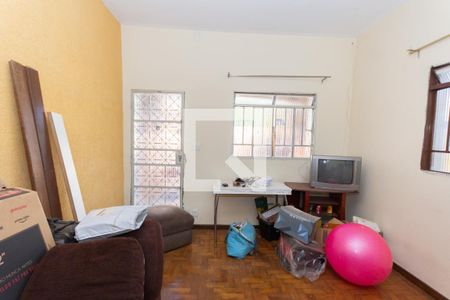 Sala 2 de casa à venda com 4 quartos, 360m² em Novo Eldorado, Contagem