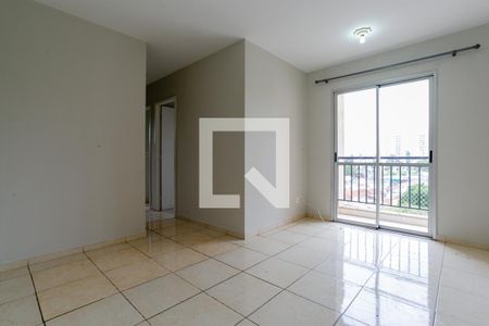 Sala de apartamento para alugar com 3 quartos, 55m² em Vila Roque, São Paulo