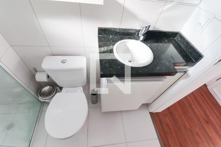 Banheiro Social de apartamento para alugar com 1 quarto, 32m² em Vila Izabel, Curitiba