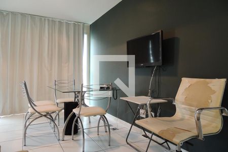 Sala  de apartamento à venda com 2 quartos, 63m² em Barra da Tijuca, Rio de Janeiro