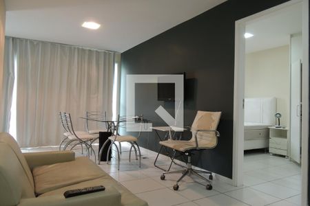 Sala  de apartamento à venda com 2 quartos, 63m² em Barra da Tijuca, Rio de Janeiro