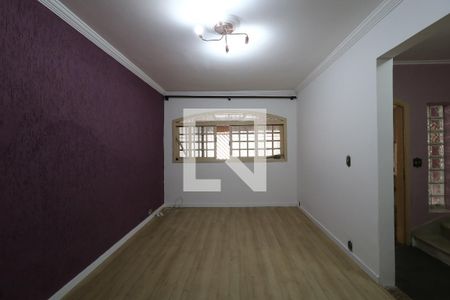 Sala de casa para alugar com 2 quartos, 144m² em Vila América, Santo André