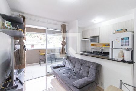 Sala de apartamento à venda com 2 quartos, 60m² em Quitaúna, Osasco