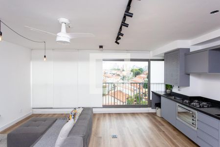 Sala/Cozinha/Area de Serviço de apartamento para alugar com 2 quartos, 60m² em Chácara Inglesa, São Paulo