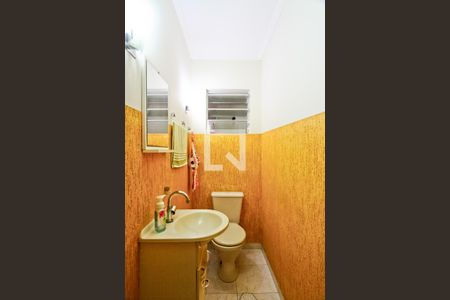 Lavabo de casa à venda com 3 quartos, 145m² em Jardim Santo Elias, São Paulo