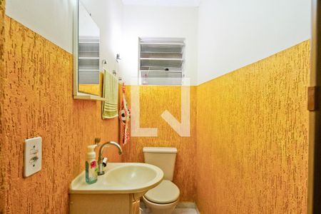 Lavabo de casa à venda com 3 quartos, 145m² em Jardim Santo Elias, São Paulo