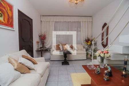 Sala de casa à venda com 5 quartos, 120m² em Vila Romana, São Paulo