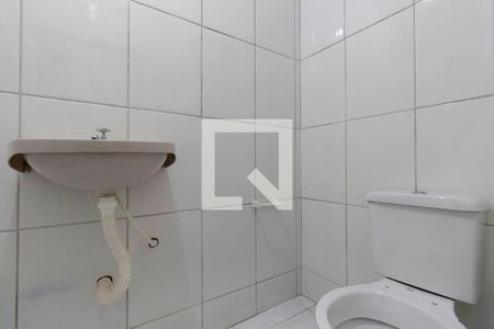 Banheiro de casa para alugar com 1 quarto, 55m² em Vila Matilde, São Paulo