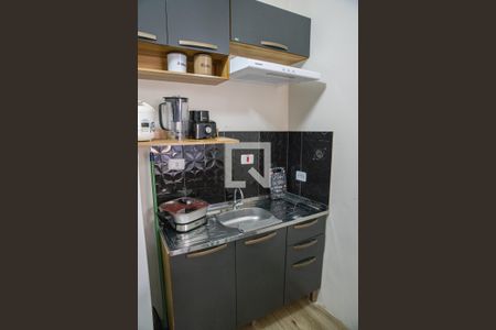 Cozinha de kitnet/studio para alugar com 1 quarto, 20m² em Bom Retiro, São Paulo