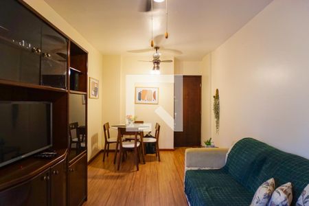 Sala de apartamento à venda com 1 quarto, 63m² em Barra da Tijuca, Rio de Janeiro