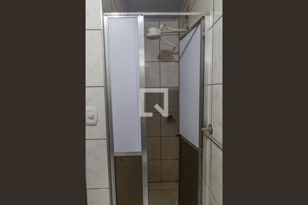 Banheiro de apartamento para alugar com 1 quarto, 35m² em Brás, São Paulo