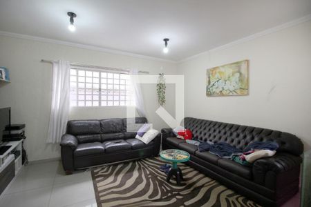 Sala de TV de casa para alugar com 3 quartos, 240m² em Jardim Astro, Sorocaba