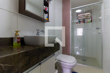 Banheiro de apartamento à venda com 3 quartos, 97m² em Vila Romana, São Paulo