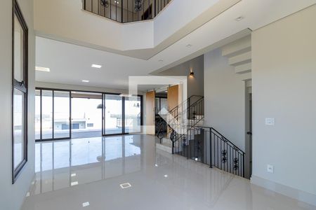 Casa de condomínio à venda com 387m², 5 quartos e 6 vagasSala