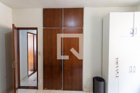 Armário do Quarto 1 de apartamento à venda com 3 quartos, 86m² em Colégio Batista, Belo Horizonte