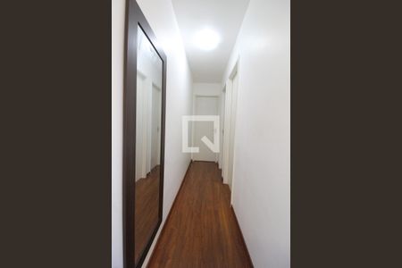 Corredor de apartamento à venda com 2 quartos, 48m² em Igara, Canoas