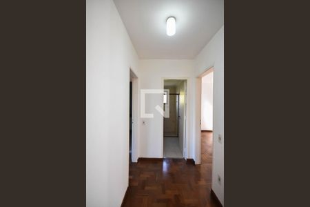 Corredor de apartamento à venda com 3 quartos, 110m² em Vila Andrade, São Paulo