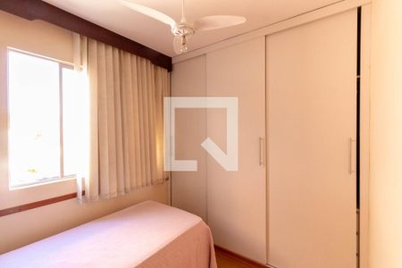 Quarto 2 de apartamento à venda com 3 quartos, 70m² em Alto Caiçaras, Belo Horizonte