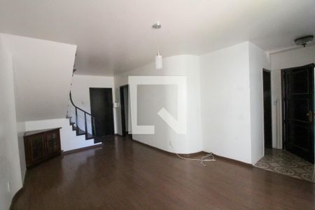 Sala de casa à venda com 5 quartos, 280m² em Centro, Canoas