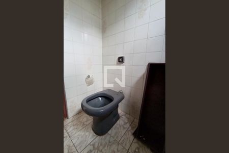 Banheiro de apartamento para alugar com 2 quartos, 51m² em Conjunto Habitacional Padre Manoel de Paiva, São Paulo