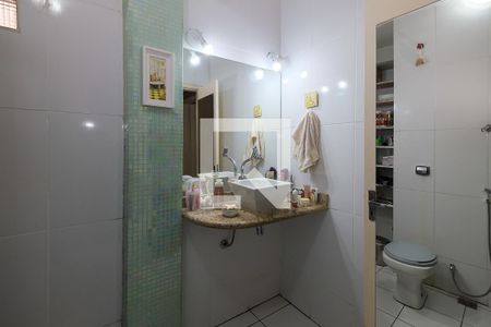 Banheiro Corredor de apartamento à venda com 2 quartos, 50m² em Estácio, Rio de Janeiro