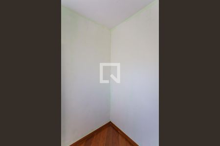 Apartamento à venda com 120m², 4 quartos e 2 vagas Apartamento à venda com 120m², 4 quartos e 2 vagasQuarto de Serviço