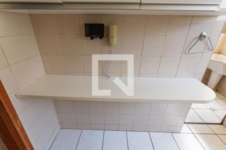 Apartamento à venda com 120m², 4 quartos e 2 vagas Apartamento à venda com 120m², 4 quartos e 2 vagasBancada da Cozinha
