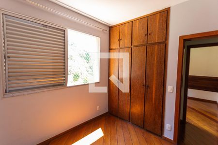 Apartamento à venda com 120m², 4 quartos e 2 vagas Apartamento à venda com 120m², 4 quartos e 2 vagasQuarto 4