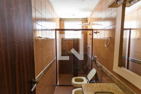 Apartamento à venda com 120m², 4 quartos e 2 vagas Apartamento à venda com 120m², 4 quartos e 2 vagasBanheiro Social