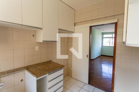 Apartamento à venda com 120m², 4 quartos e 2 vagas Apartamento à venda com 120m², 4 quartos e 2 vagasCozinha