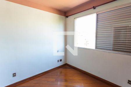 Suíte de apartamento para alugar com 4 quartos, 120m² em Santo Antônio, Belo Horizonte